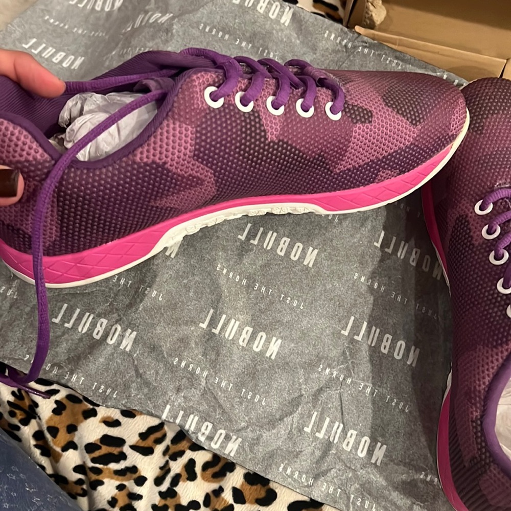 NOBULL Trainers size W 10.5